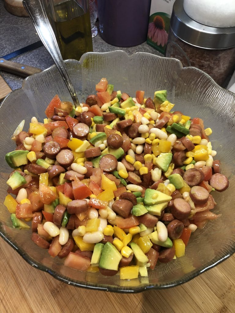 Avocado and cannellini beans mixed salad is ready
