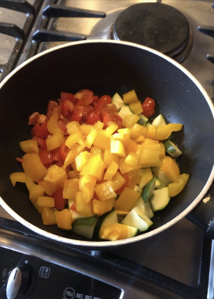 Chopped vegetables 